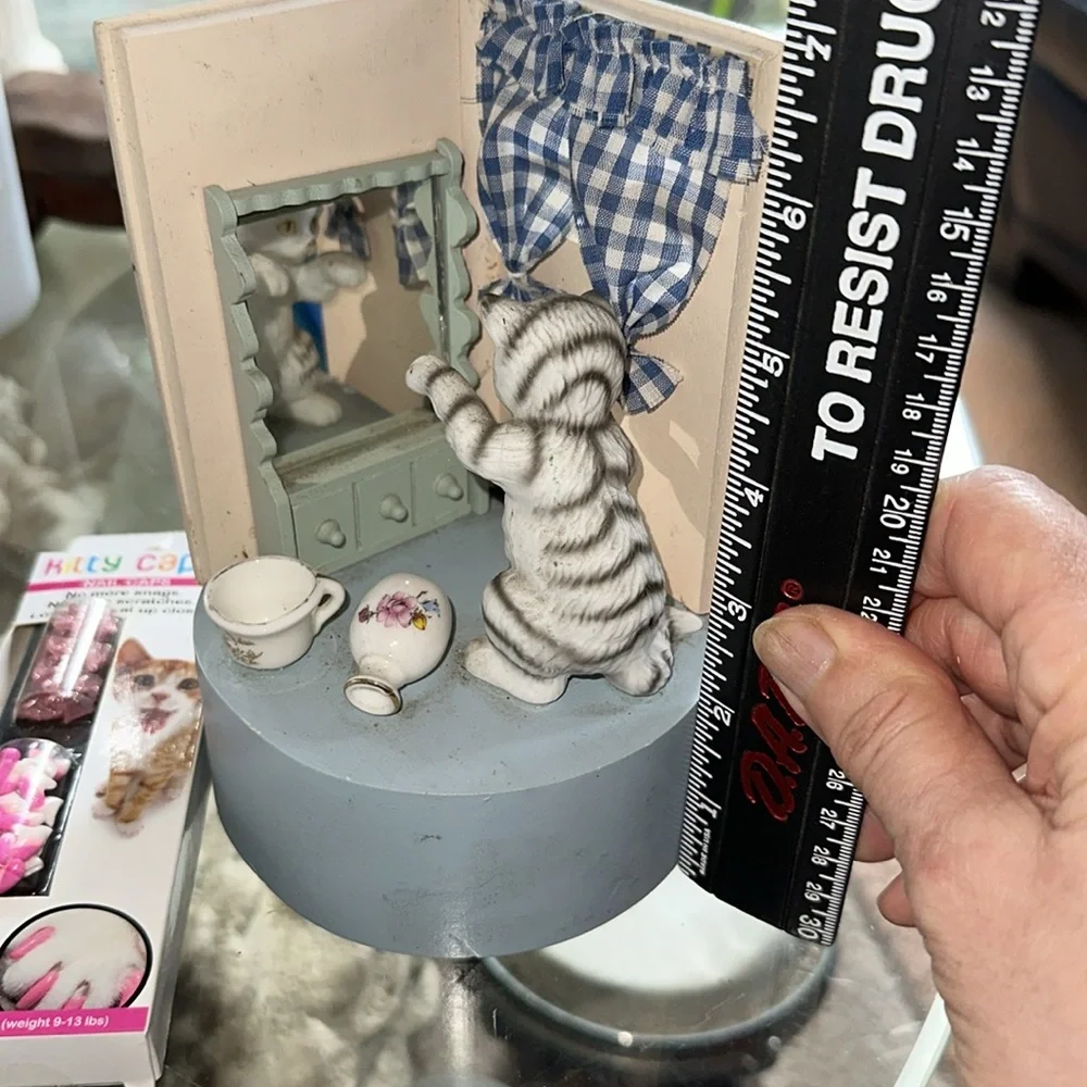 Two items for kitty home!